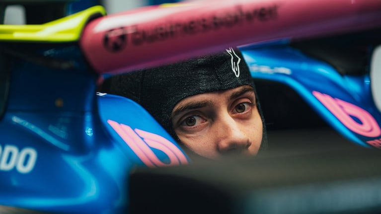 Franco Colapinto larga desde boxes. Foto: X@AlpineF1Team.