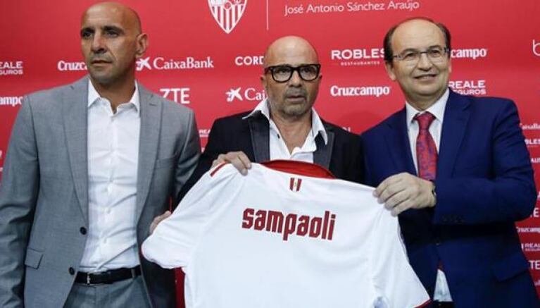 Franco Vázquez pasó al Sevilla por 12 millones de euros 