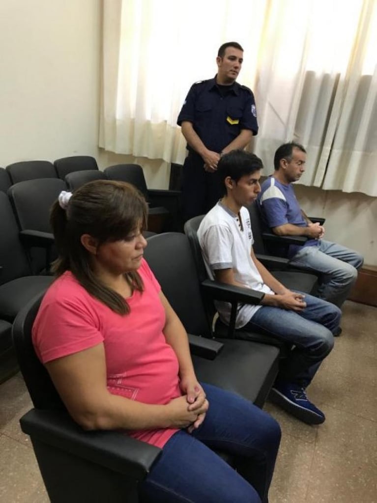 Fue abusada durante siete años por su papá y hermano: “Mi primer beso me lo dio mi papá”