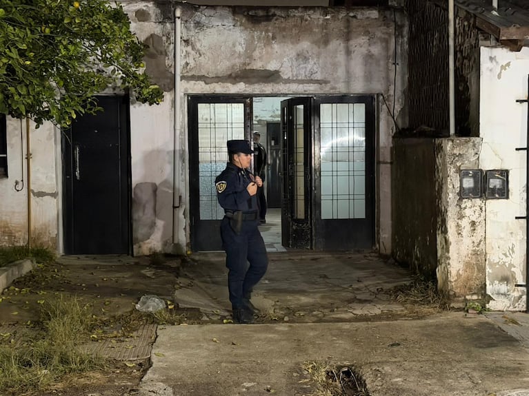 Fue detenida Soledad, la dueña del Ford Ka negro. Imagen: Mateo Lago / El Doce. 
