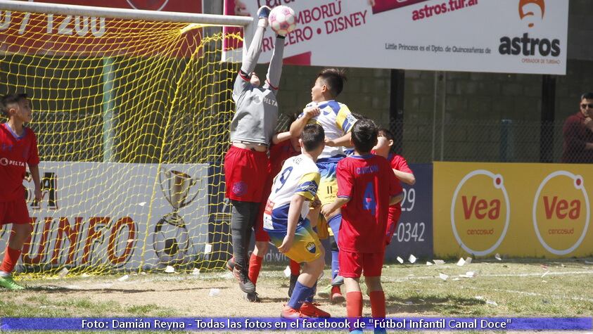 Fue un domingo con tres partidazos en El Doce.