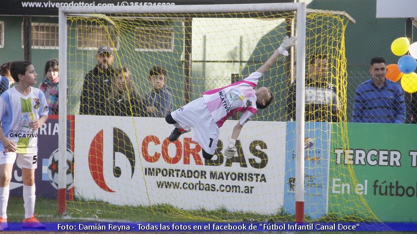 Fue un domingo repleto de fútbol en estado puro y solidaridad.