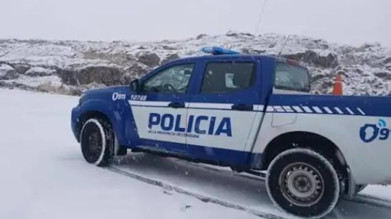 Fueron a ver la nieve y les robaron.