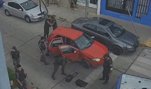 Fueron aprehendidos en barrio San Martín, donde finalizó la persecución.