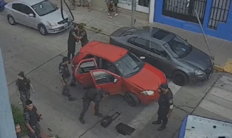 Fueron aprehendidos en barrio San Martín, donde finalizó la persecución.