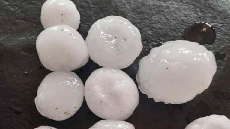 Fuerte tormenta de piedra en Tulumba.