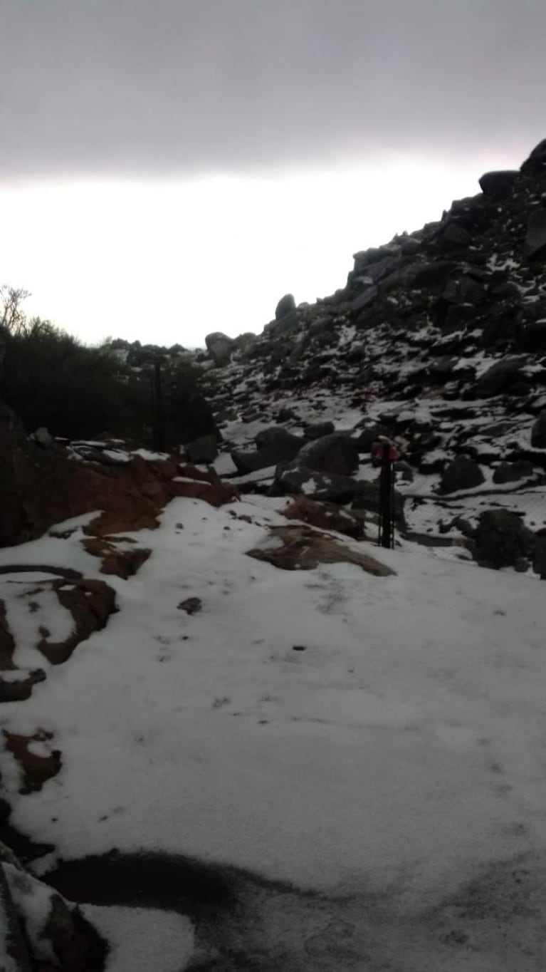 Fuerte tormenta en Córdoba: diluvio en capital y granizo en las Altas Cumbres