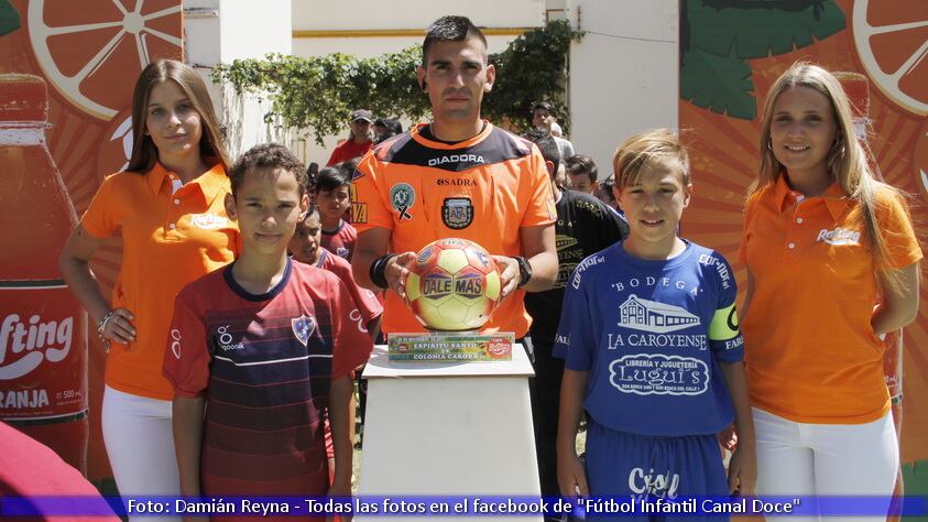 Fútbol Infantil coronó a Colonia Caroya campeón y a Espíritu Santo subcampeón.