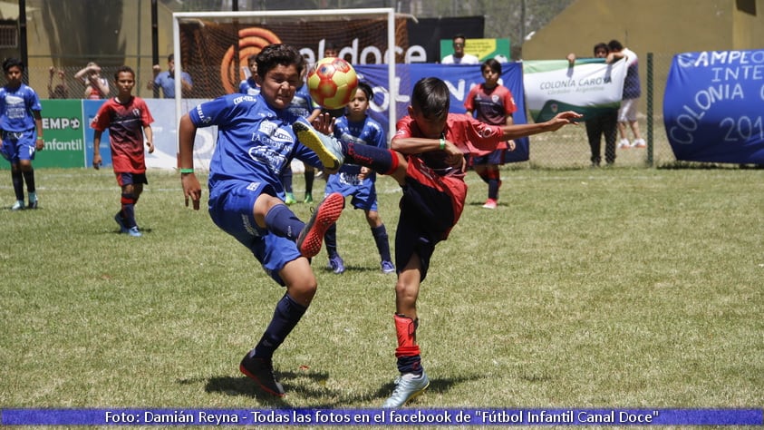 Fútbol Infantil coronó a Colonia Caroya campeón y Espíritu Santo subcampeón.