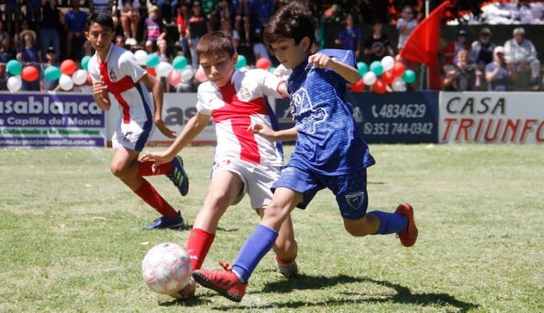 Fútbol Infantil: Villa Dolores y Taborín Rojo se metieron en la final