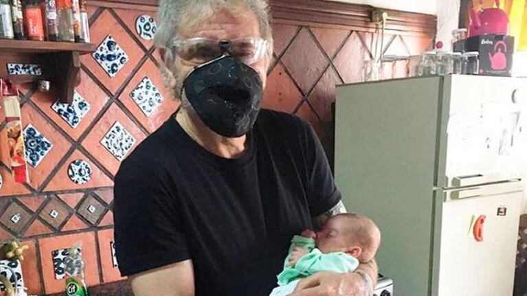 Gabriel ya tiene tres meses y pesa 2,500 kg.