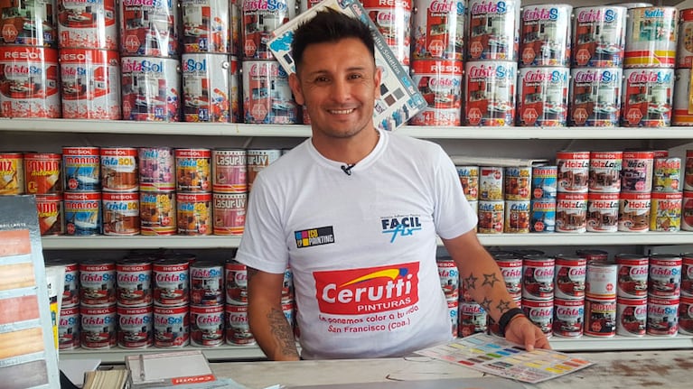Garay afirma que se olvidó rápido del futbolista para comenzar de nuevo en el comercio.