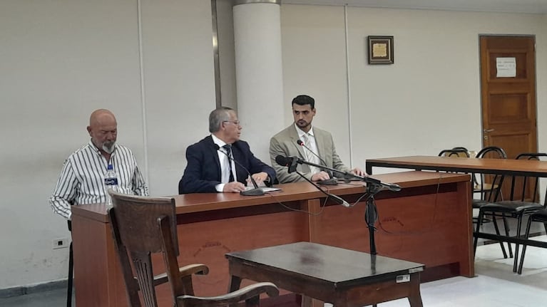 García, el condenado, el primero desde la izquierda.