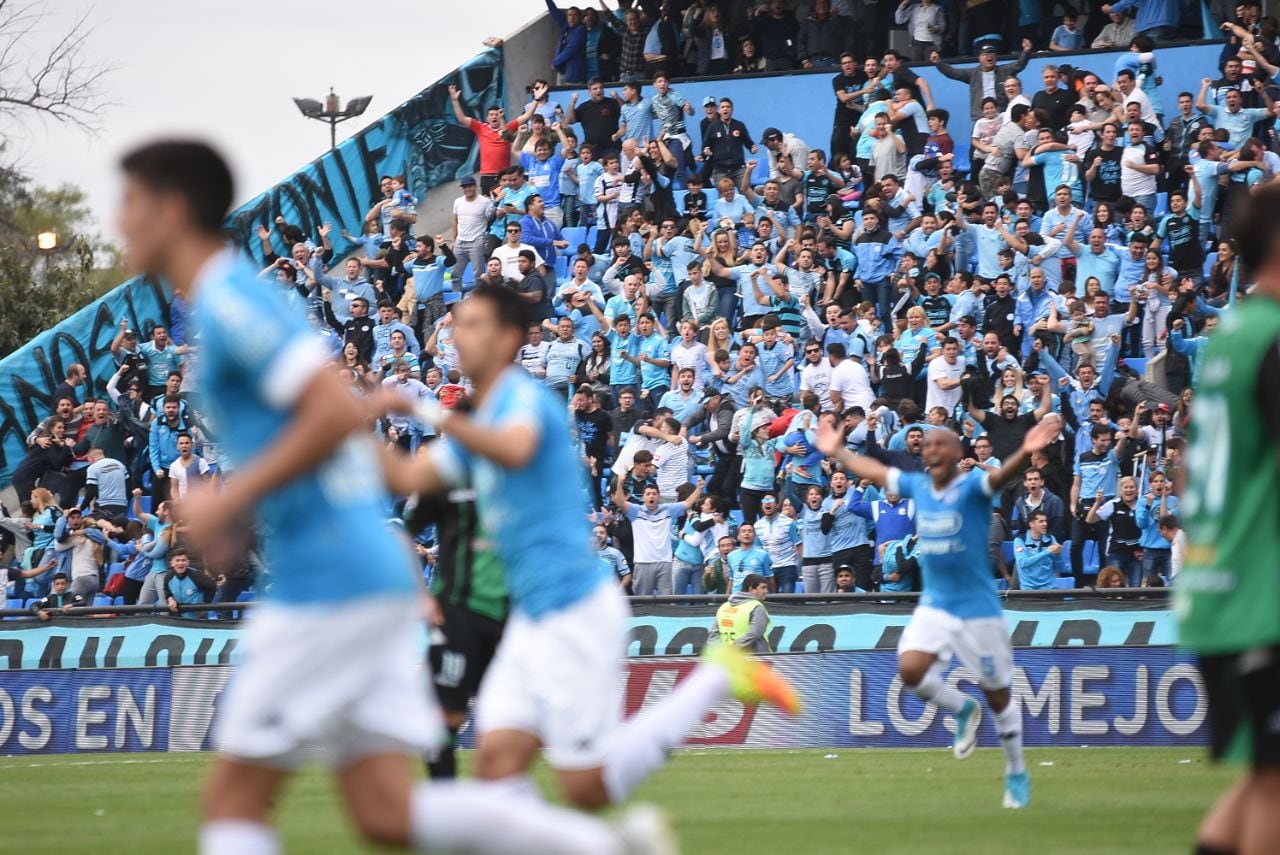 García ingresó y al minuto marcó el gol. Foto: Lucio Casalla / ElDoce.tv.