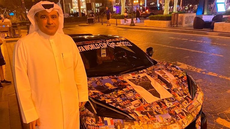Gastó 3.500 dólares para plotear su auto de alta gama con fotos del Mundial