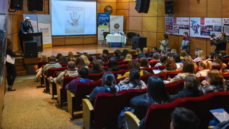  “Géneros, desigualdades y violencias” fue el nombre de la capacitación.