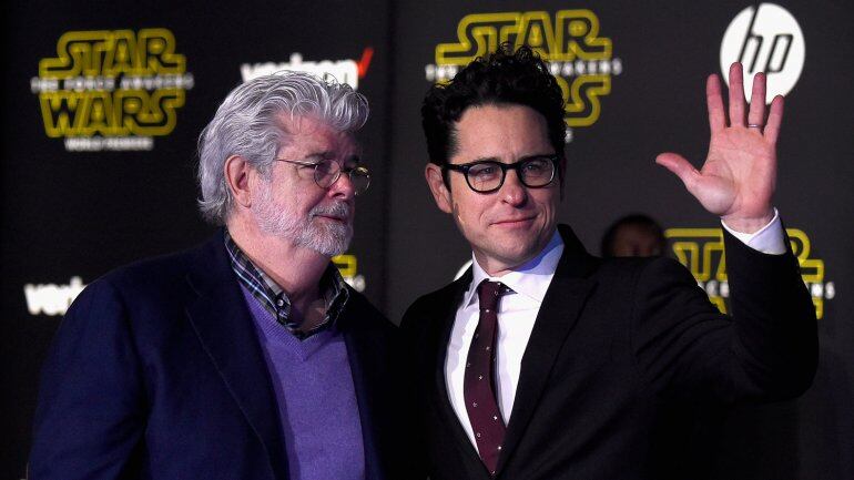 George Lucas y J J Abrams, los directores de la saga. Foto: AFP