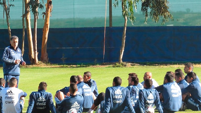 Gerardo Martino convocó a los mismos de la Copa América más Funes Mori.