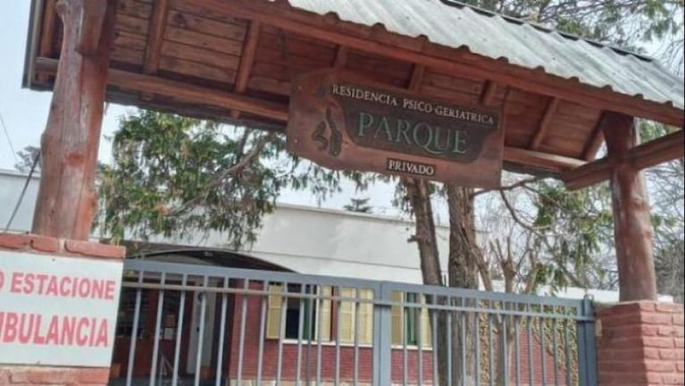 Geriátricos en Córdoba: primer muerto en el de Cosquín y fuerte suba de casos en barrio Pueyrredón