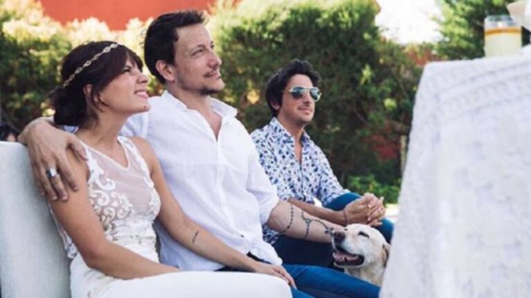 Gimena, Nico y Santi, juntos en el casamiento de la pareja de actores.