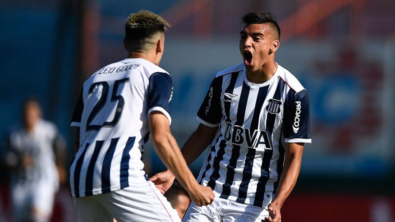 Giménez madrugó a Arsenal y la T logró aguantar la ventaja. Foto: Talleres.