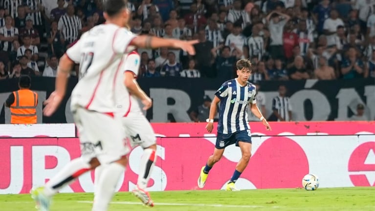 Giovanni Baroni, el juvenil de 17 años que debutó en Talleres en la primera fecha del Apertura 2026.