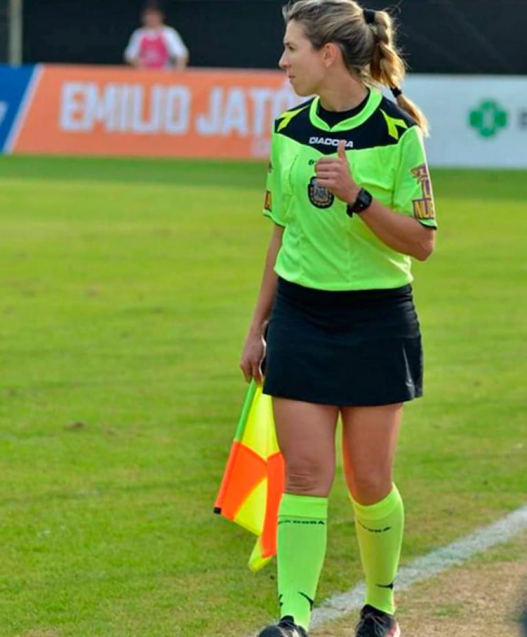 Gisela Trucco, la primera mujer árbitro de la Superliga
