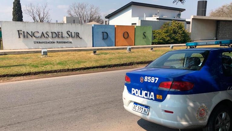 Golpearon y amenazaron a un camarógrafo de El Doce que filmaba la casa del líder del Surrbac