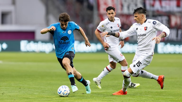 González Metilli ante Newell's en La Pedrera.