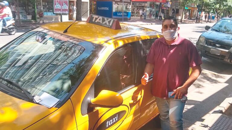 Gonzalo Loza es el taxista cordobés que devolvió el maletín con 500 mil pesos.
