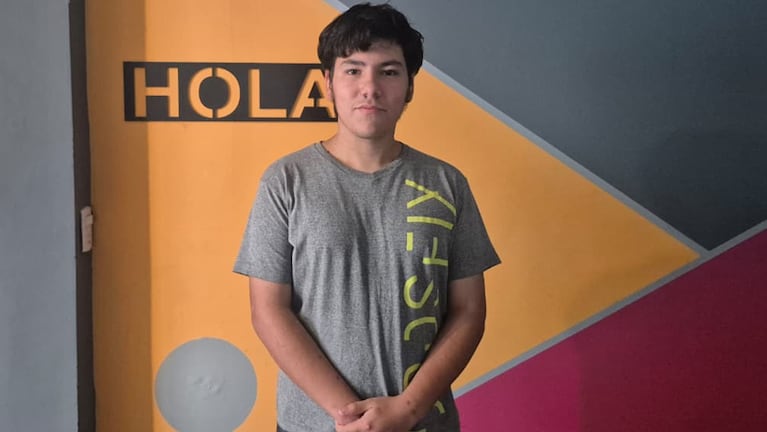 Gonzalo recibió un auto de regalo de parte del influencer Santiago Maratea.