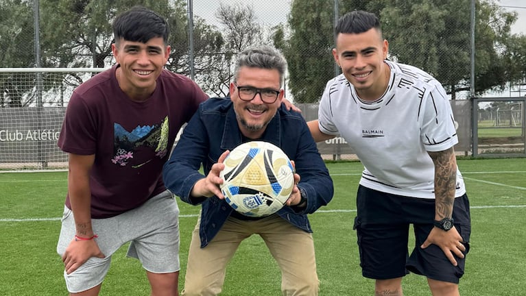 Gonzalo y el Chino Zelarayán y una imperdible entrevista en Seguimos.