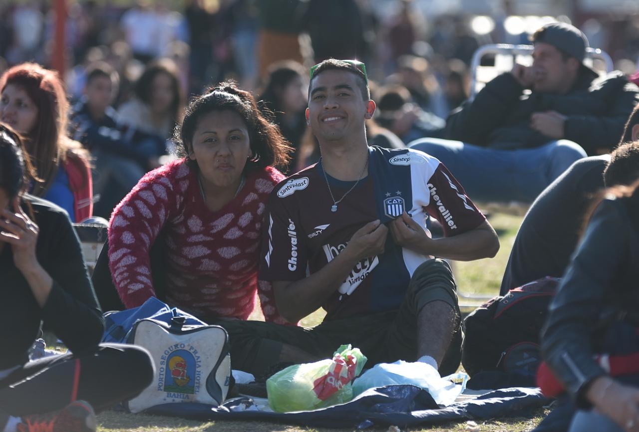 Grandes y chicos disfrutan del día en el Parque de Asistencia. Foto: Lucio Casalla / ElDoce.tv