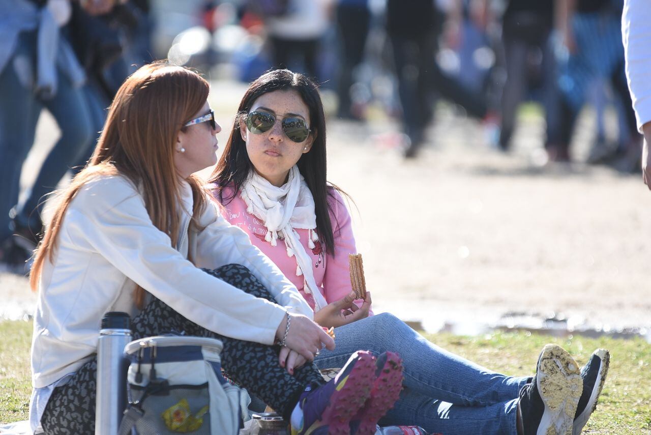 Grandes y chicos disfrutan del día en el Parque de Asistencia. Foto: Lucio Casalla / ElDoce.tv