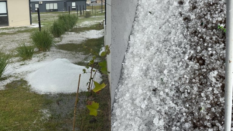 Granizo en Potrero de Garay.