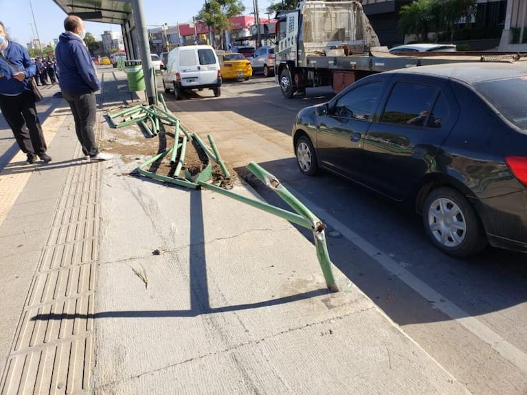 Grave accidente y milagro en avenida Sabattini