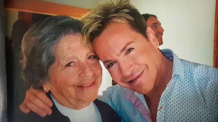 Guido Süller con su mamá Nélida.