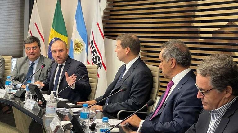 Guzmán se mostró junto a Daniel Scioli en San Pablo.