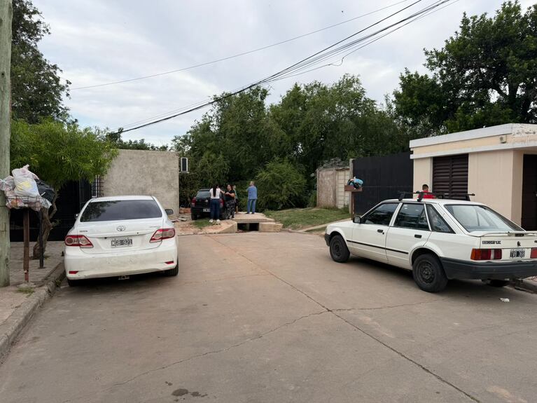 Habló en Telenoche la vecina dueña del perro que apareció con una bolsa de basura en cuyo interior había presuntos restos humanos. Imagen: Mateo Lago.