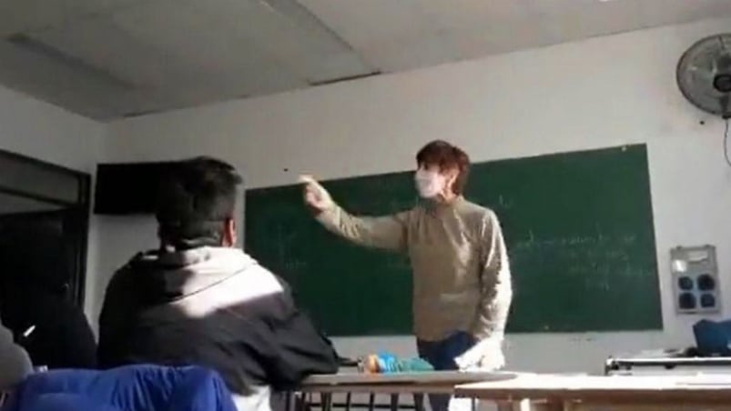 Habló la madre y el alumno que recibió el violento discurso de una docente.