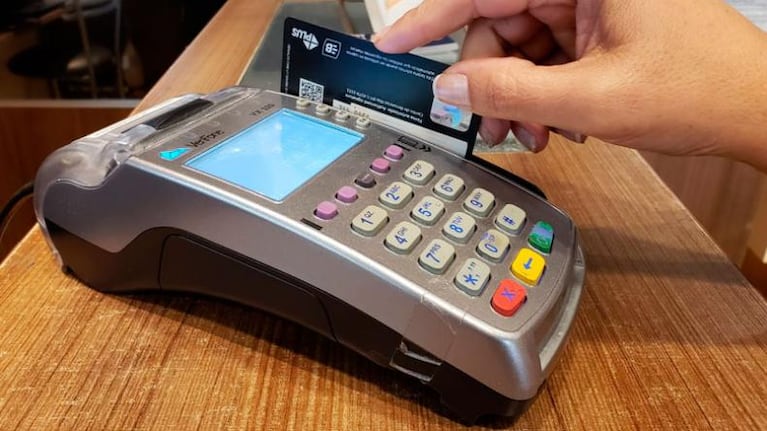 Habrá reintegros con la compra de tarjetas de débito hasta junio del 2023
