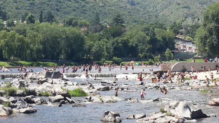 Habrá tres feriados puente en 2018 y tres en 2019