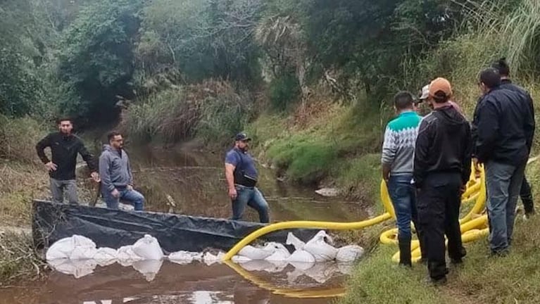 Hallazgo clave: la foto del dije con forma de cruz que sería de Cecilia Stryzozwski