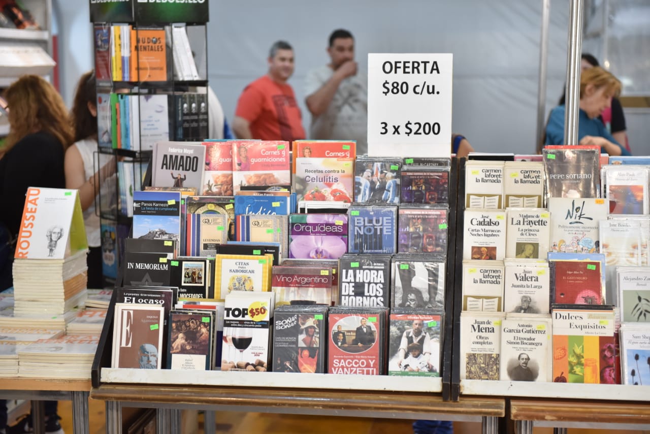 Hasta el 23 de septiembre se podrá visitar en la Plaza San Martín y Cabildo. Fotos: Lucio Casalla / ElDoce.tv