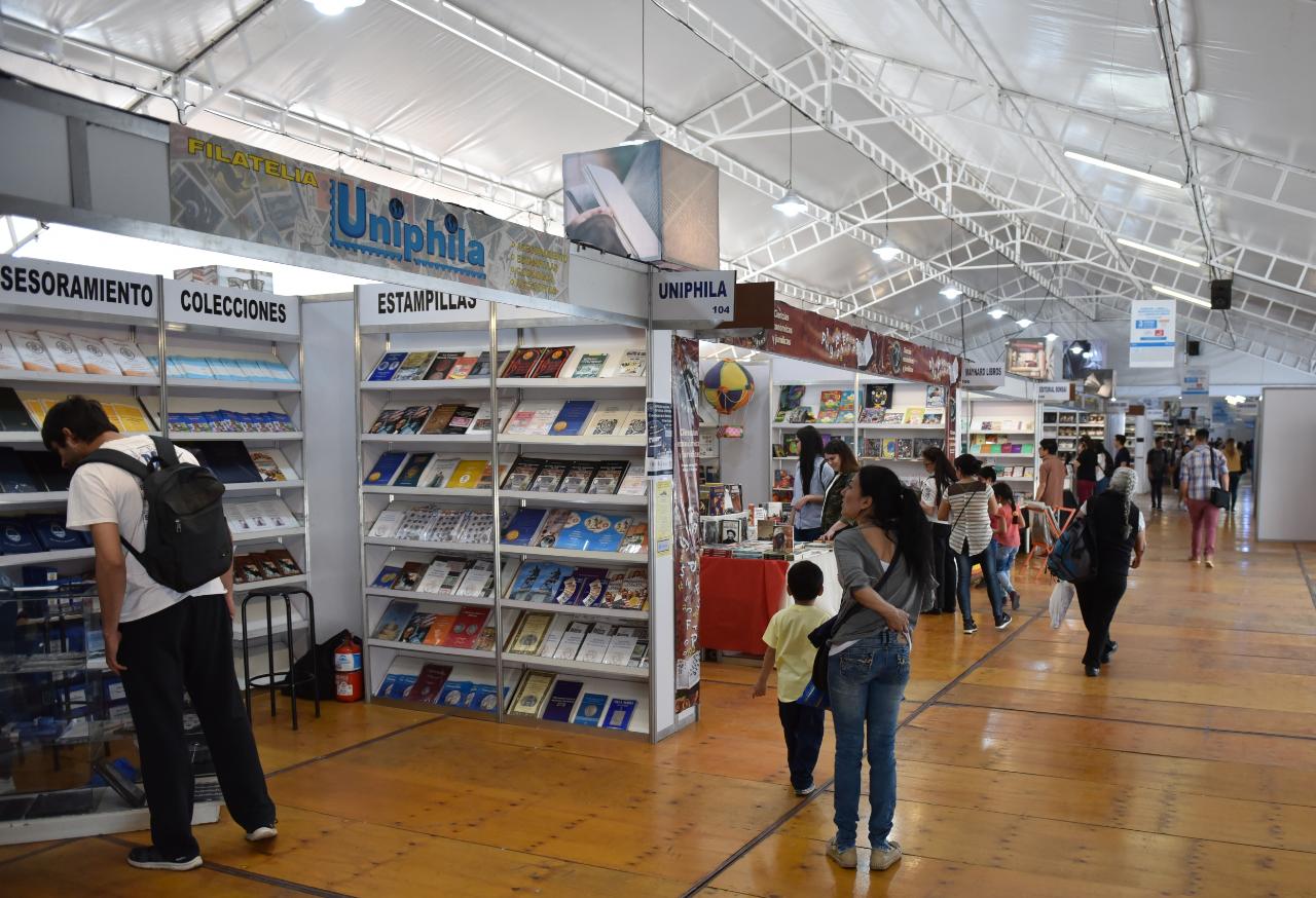 Hasta el 23 de septiembre se podrá visitar en la Plaza San Martín y Cabildo. Fotos: Lucio Casalla / ElDoce.tv