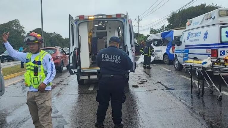 Hay dos sobrevivientes con múltiples fracturas.