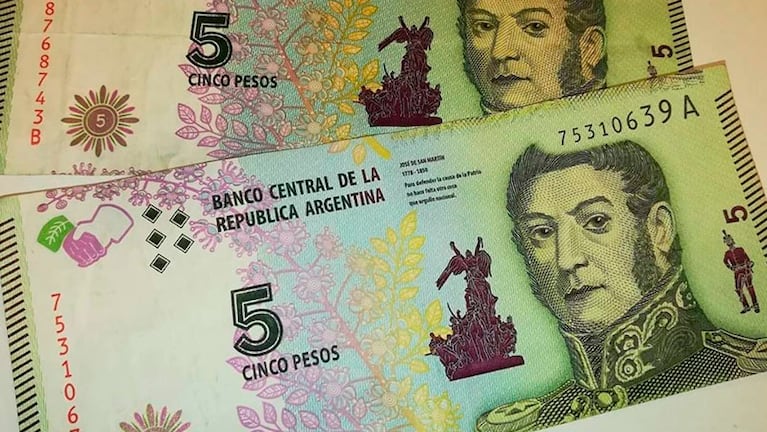 Hay una circulación de más de 510 millones de billetes de cinco pesos en la calle.