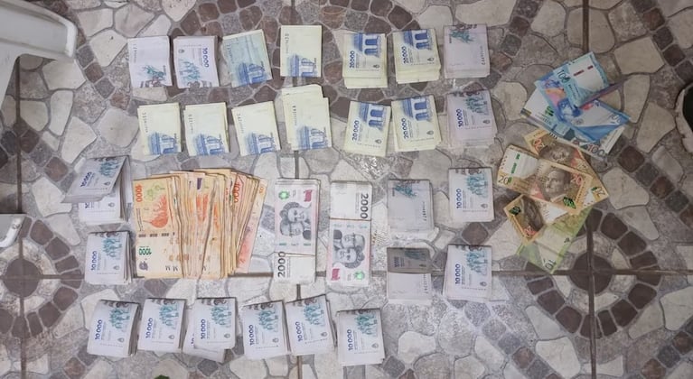 Hay una cómplice de la banda prófuga.