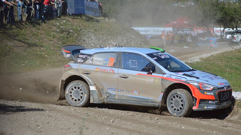 Hayden Paddon, de Nueva Zelanda. Foto: Lucio Casalla / ElDoce.tv