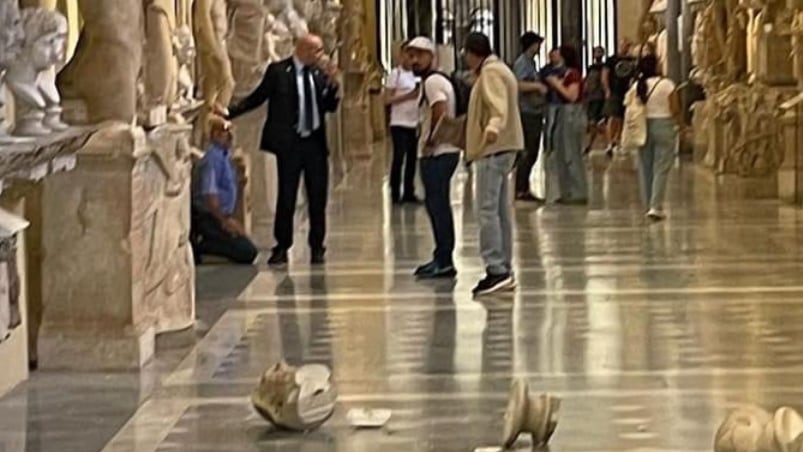 Hecho de violencia en el Museo del Vaticano: un turista destrozó dos estatuas